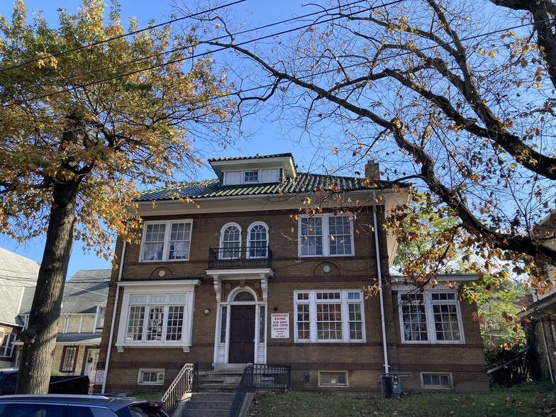 605 N 17th St, Harrisburg, PA for sale - Primary Photo - Image 1 of 1