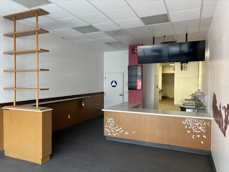 439-443 Waverley St, Palo Alto, CA for lease - Building Photo - Image 2 of 8