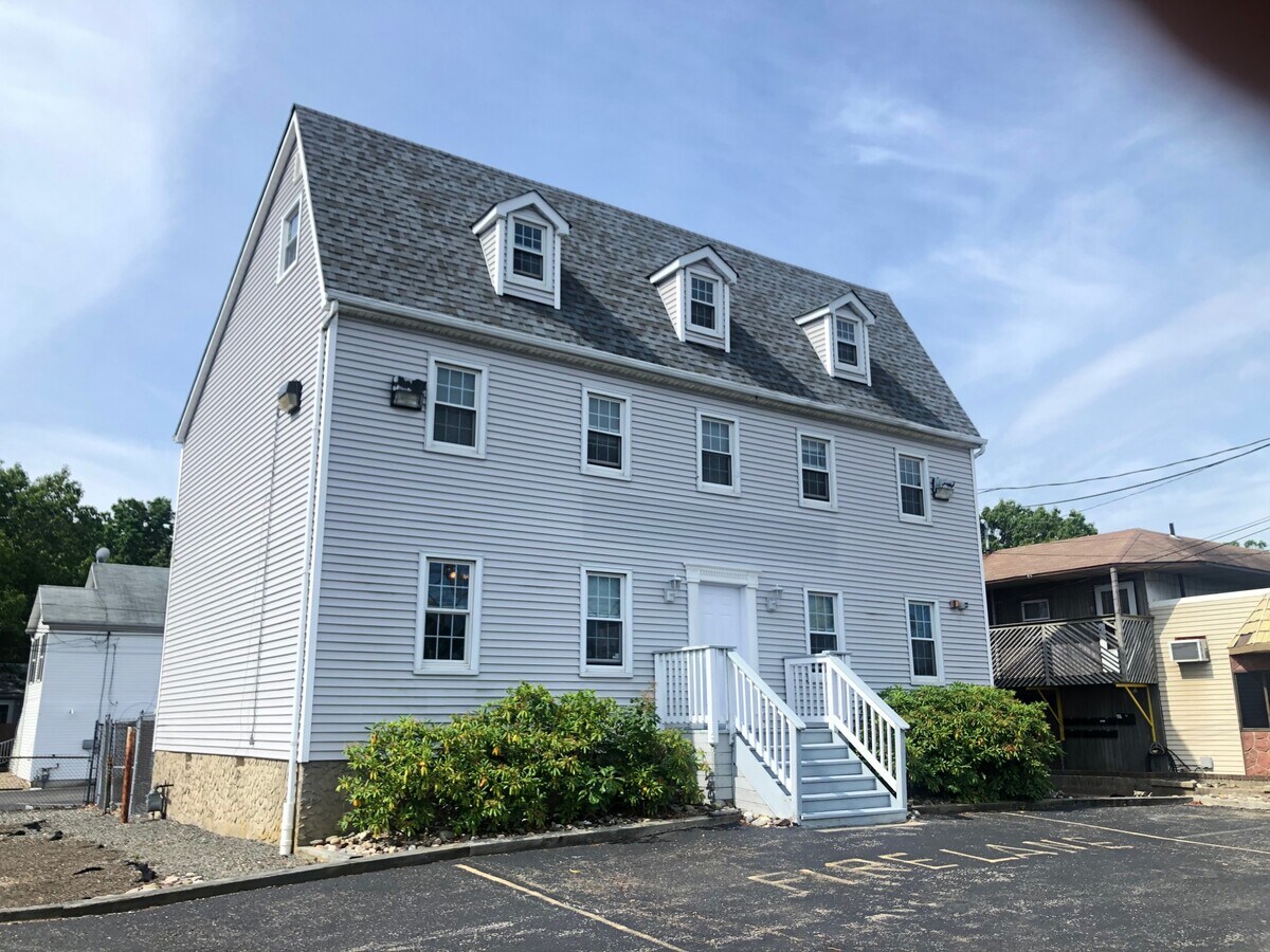 2611 Route 37 E, Toms River, NJ 08753