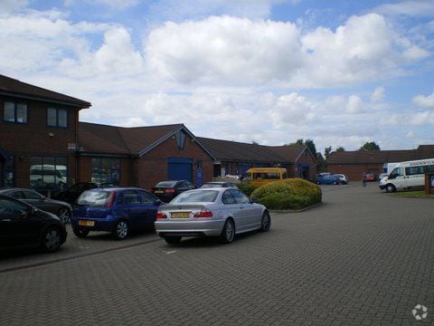 Kid Glove Rd, Warrington for lease - Building Photo - Image 1 of 3