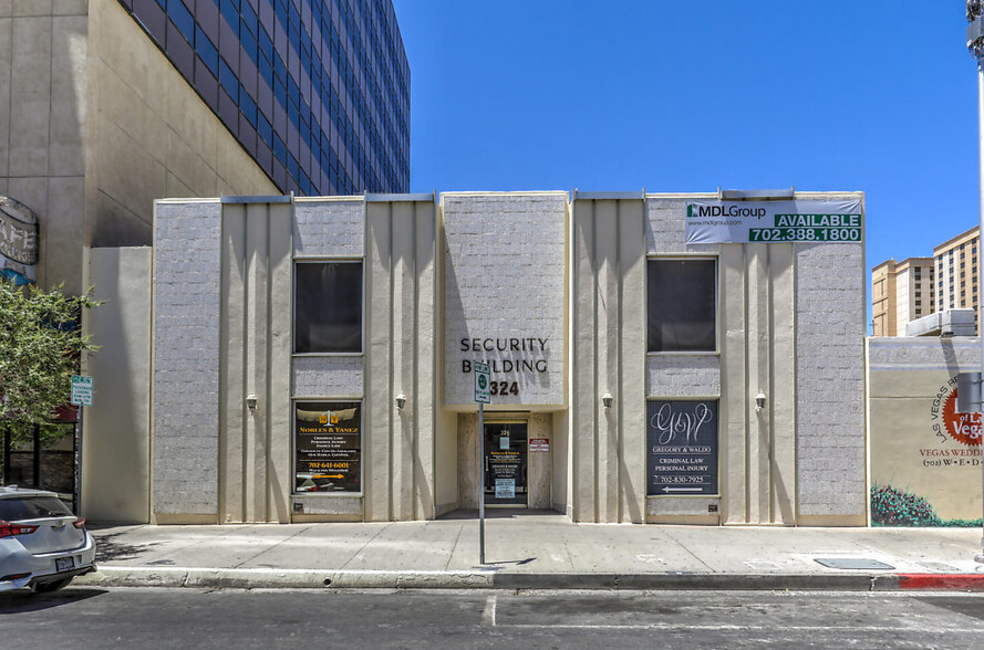 324 S 3rd St, Las Vegas, NV for lease - Building Photo - Image 1 of 6