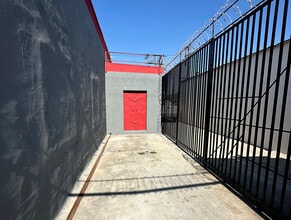 3361 Union Pacific Ave, Los Angeles, CA for lease Interior Photo- Image 2 of 9