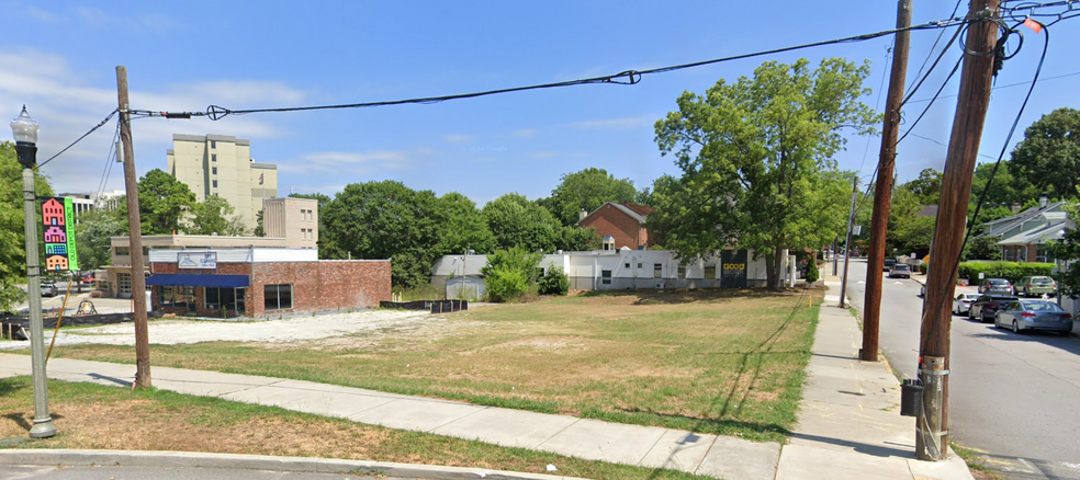 250 E Trinity Pl, Decatur, GA for lease - Primary Photo - Image 1 of 1