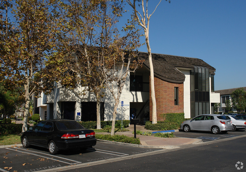 3151 Airway Ave, Costa Mesa, CA for lease - Building Photo - Image 3 of 9