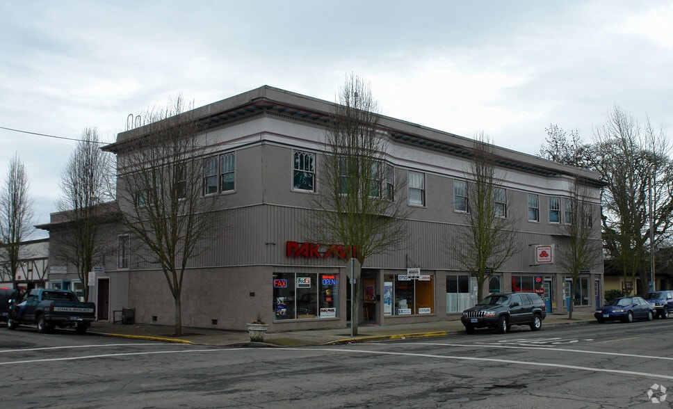 225-265 W 6th Ave, Junction City, OR for lease - Primary Photo - Image 2 of 5