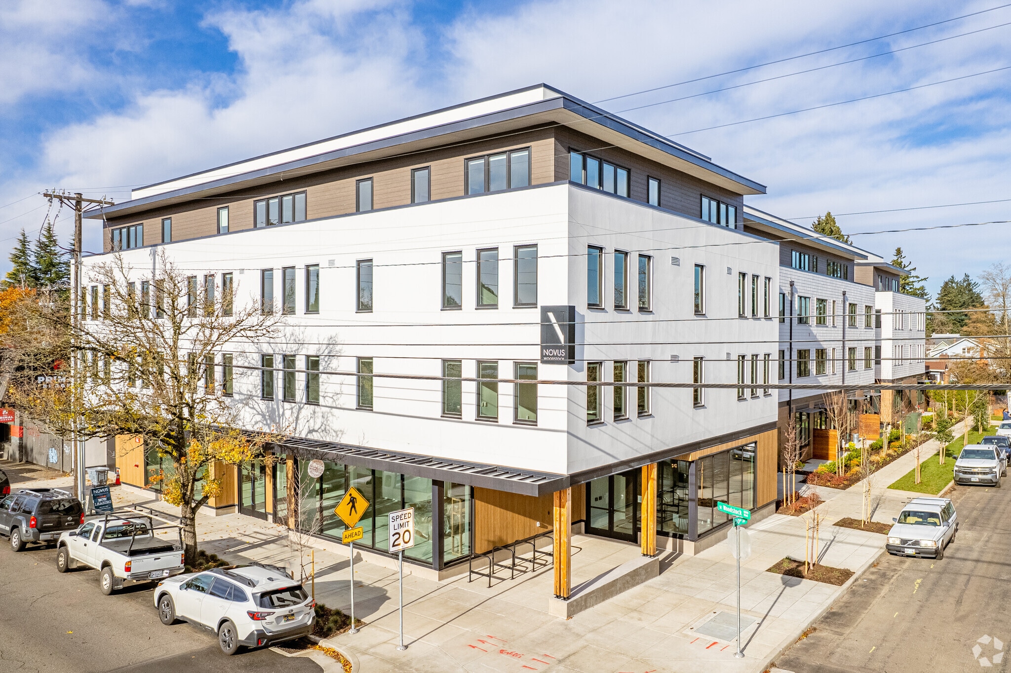 4981 SE Woodstock Blvd, Portland, OR for lease Primary Photo- Image 1 of 27