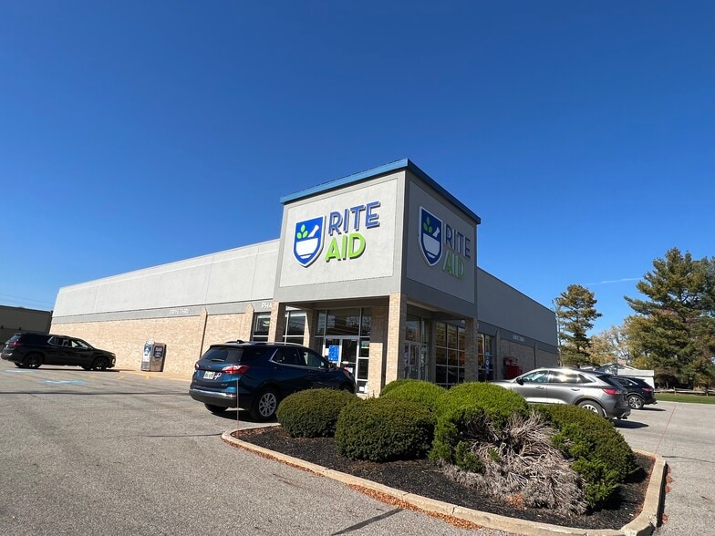 15596 W High St, Middlefield, OH for sale - Primary Photo - Image 1 of 1