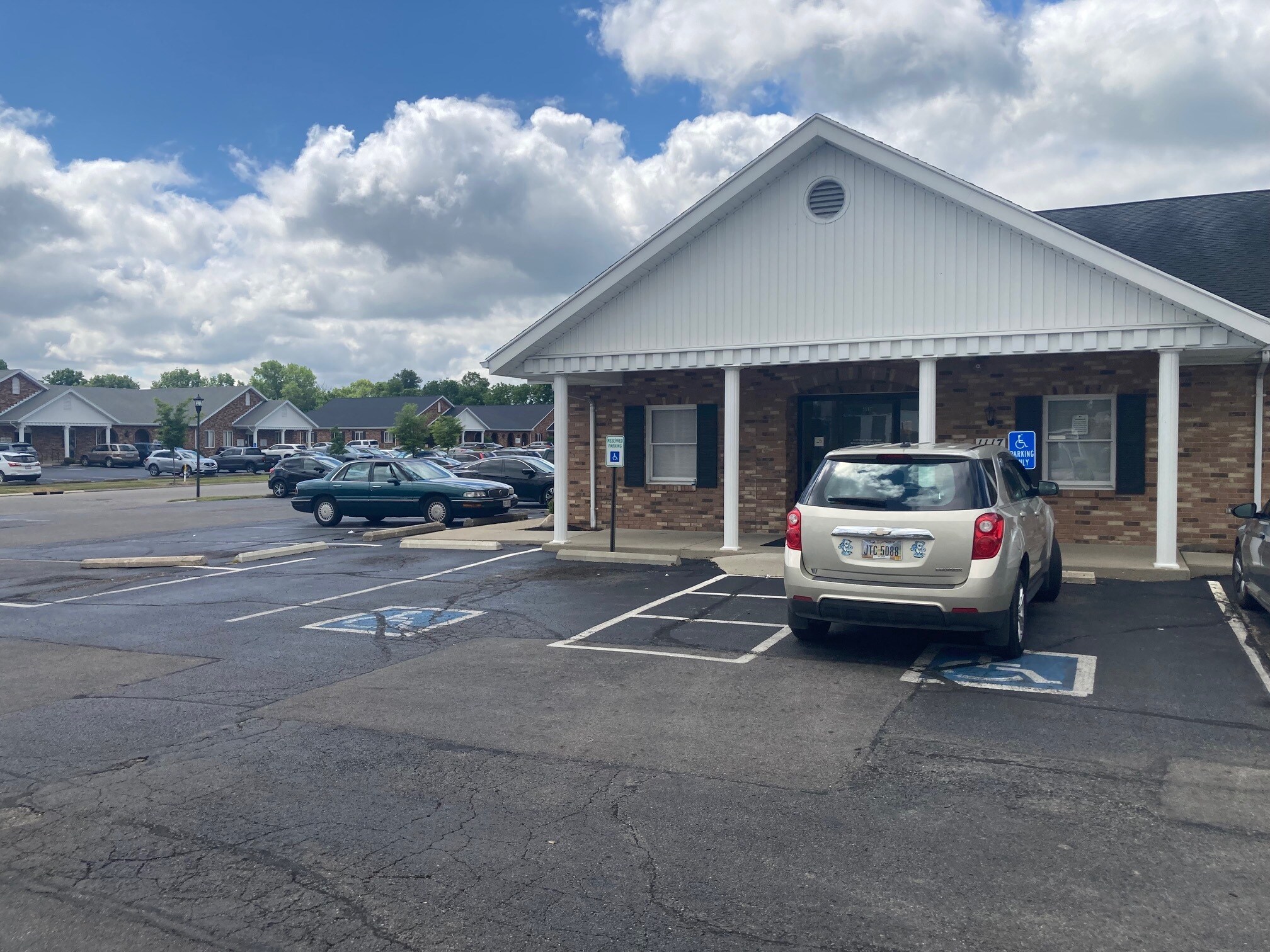 1117 E Home Rd, Springfield, OH 45503 Office for Sale