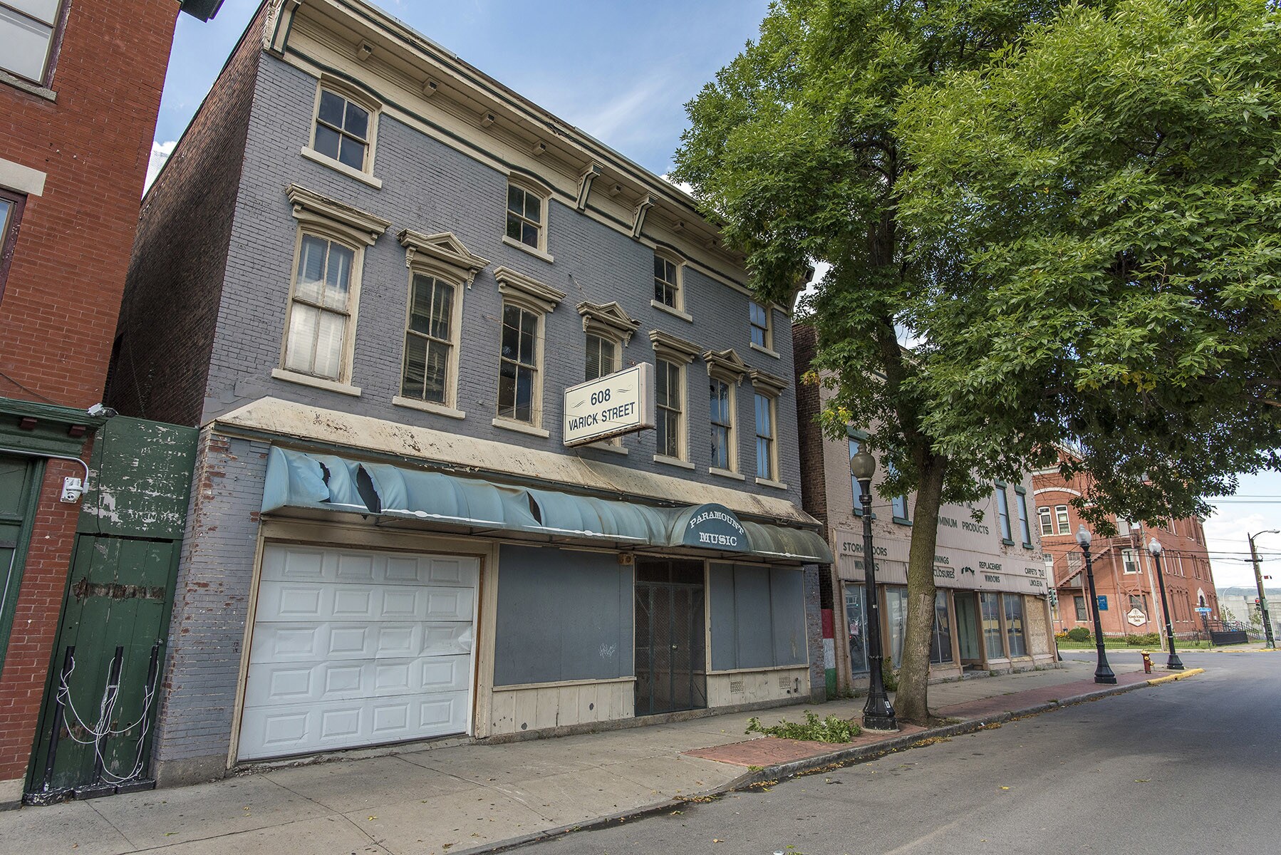 Varick Street Bars and Buildings Utica, NY for Sale