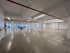 256 W 38th St, New York, NY for lease Interior Photo- Image 1 of 1