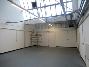 8 Deer Park Rd, London for lease Interior Photo- Image 1 of 3