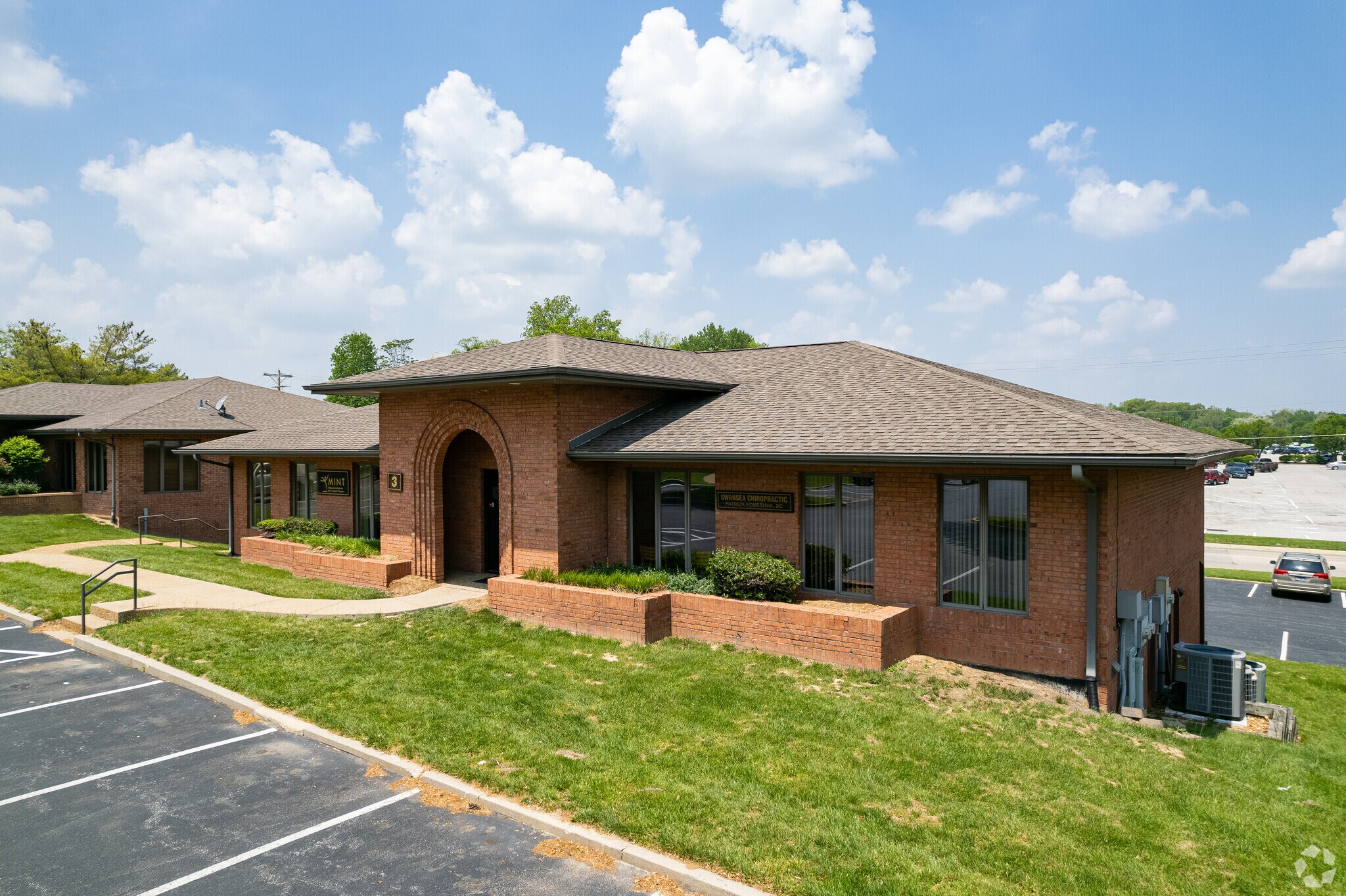 3 Park Pl, Swansea, IL 62226