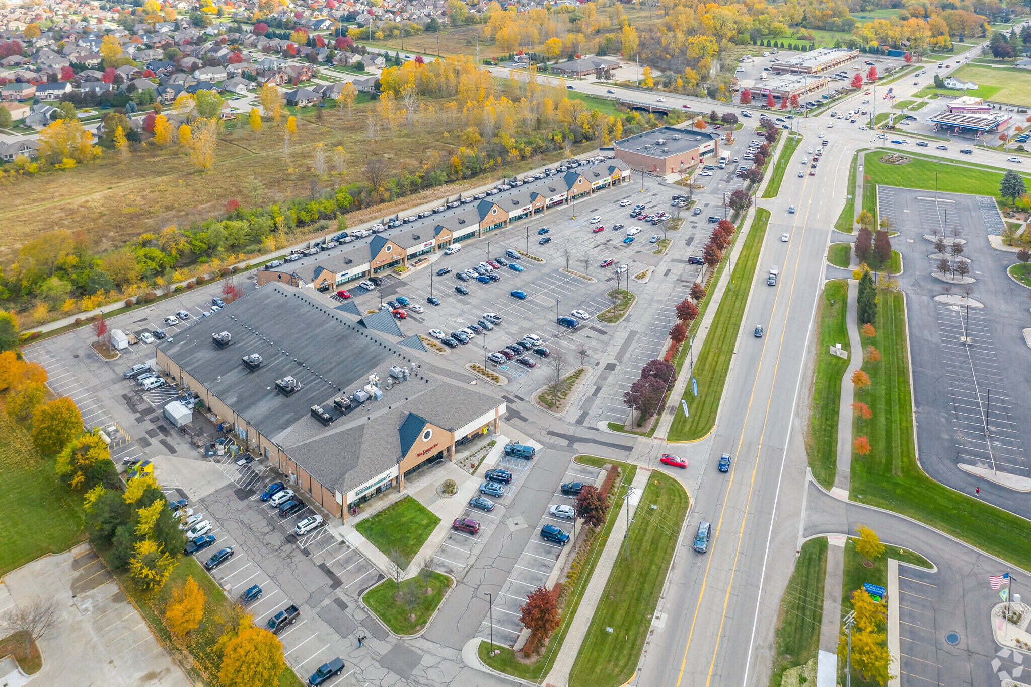 5100051336 Romeo Plank Rd, Township, MI 48042 Centre