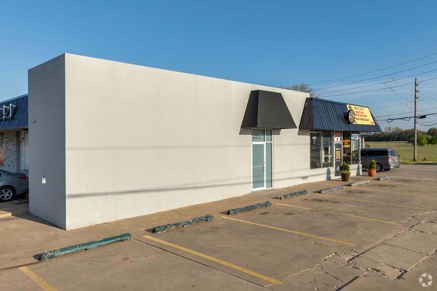 8108 E Memorial St, Bixby, OK for lease - Building Photo - Image 3 of 12