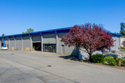 Kirkland Business Center - Warehouse