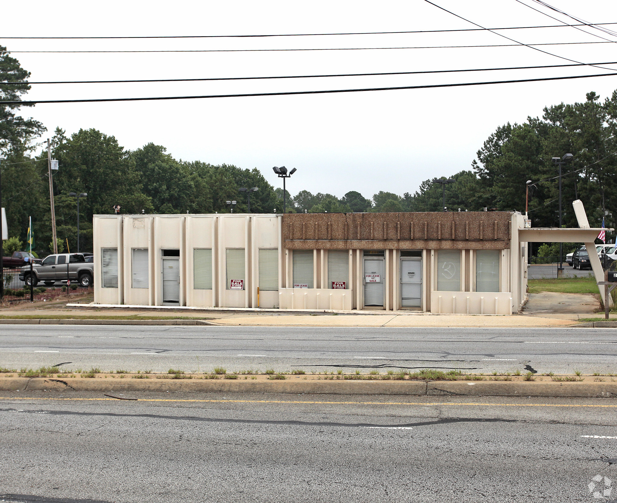 2111 SW Austell Rd, Marietta, GA 30008 - Retail for Lease | LoopNet