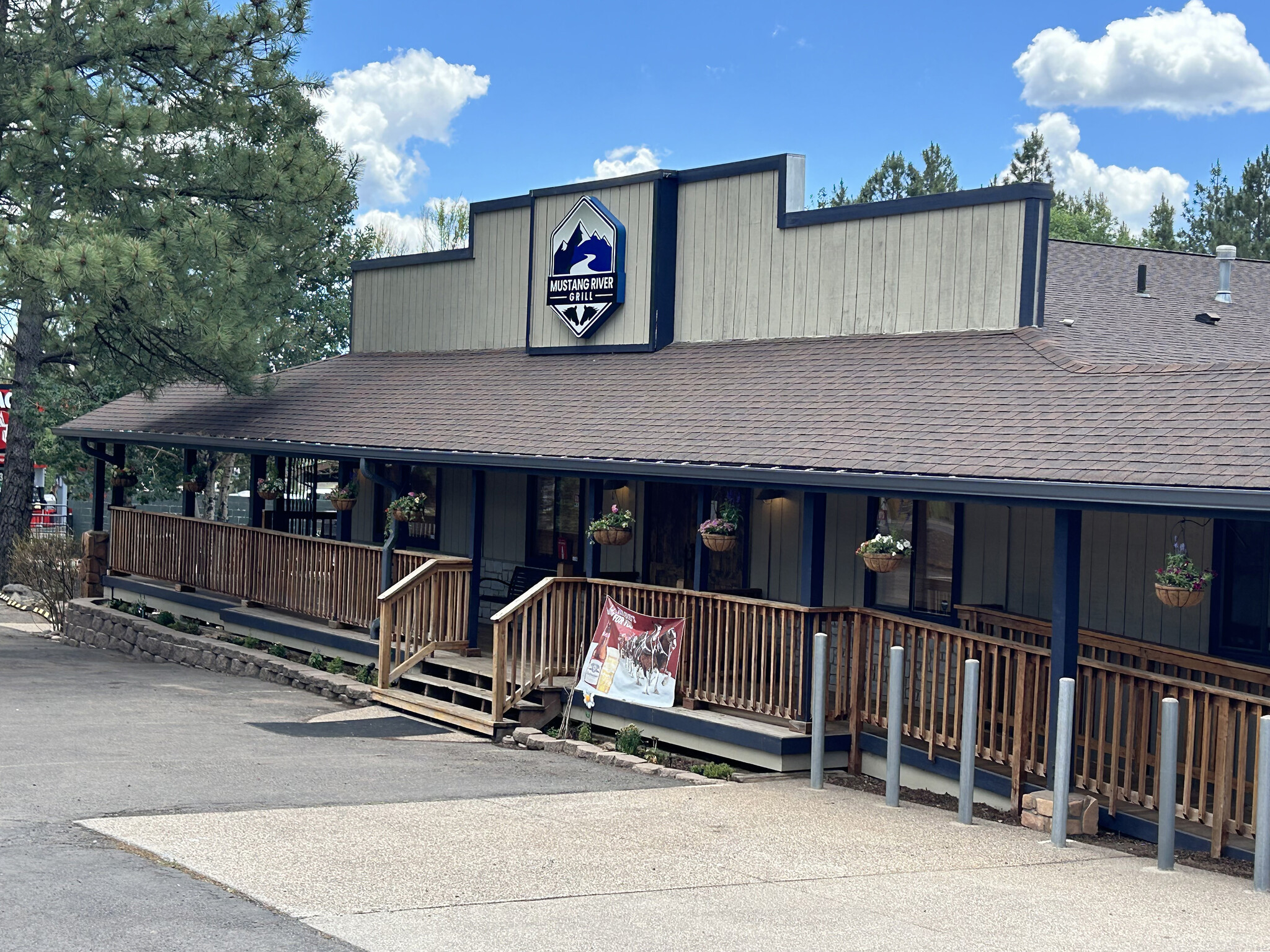 13448 E Old Route 66, Parks, AZ for lease Building Photo- Image 1 of 1