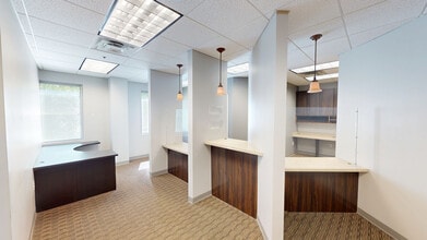 6300 Hospital Pky, Johns Creek, GA for lease Interior Photo- Image 2 of 6