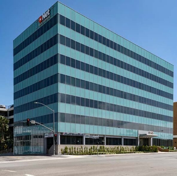 898 N Pacific Coast Hwy, El Segundo, CA for lease - Building Photo - Image 1 of 2