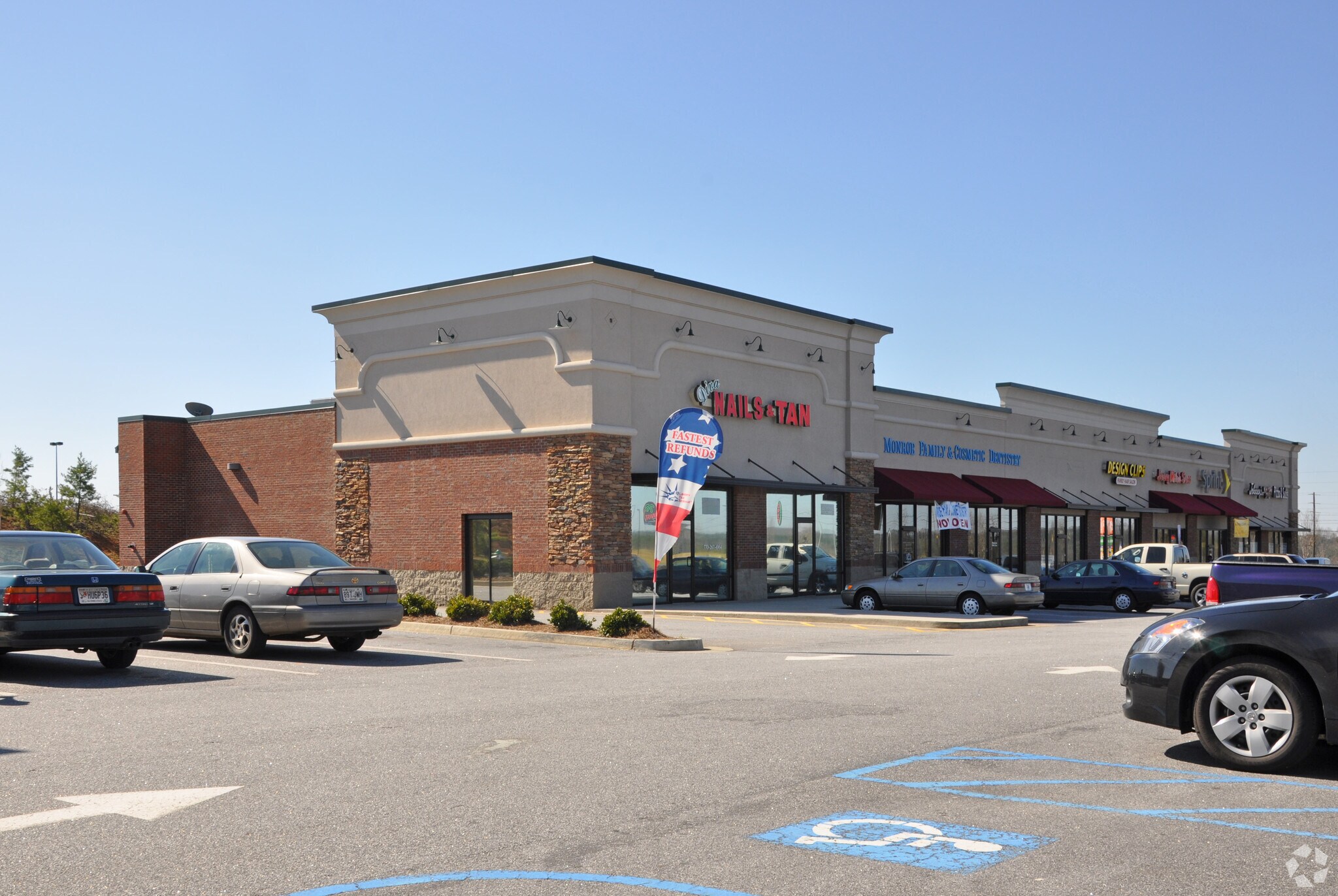 2120 W Spring St, Monroe, GA for sale Primary Photo- Image 1 of 28