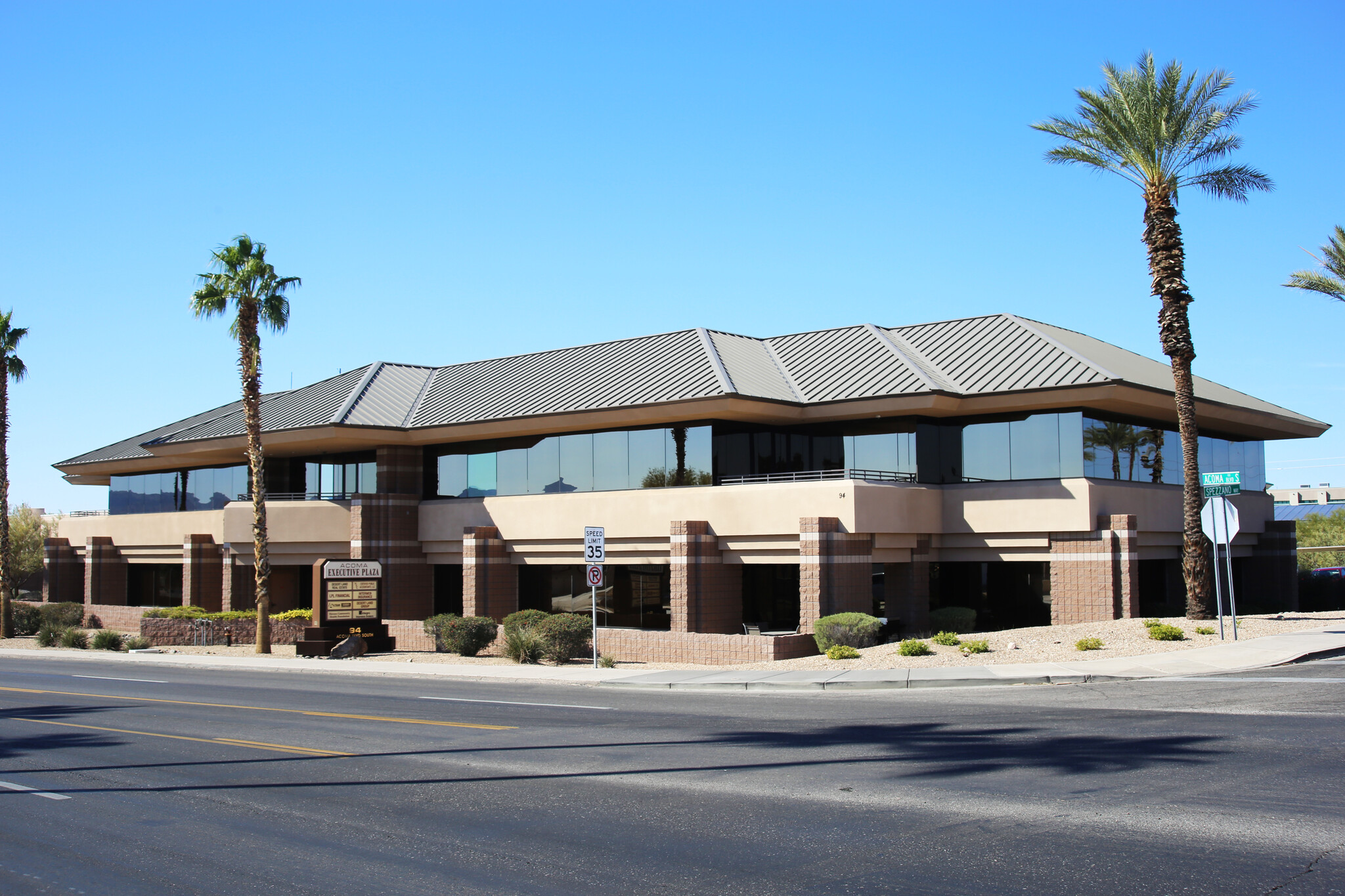 94 S Acoma Blvd, Lake Havasu City, AZ for lease Building Photo- Image 1 of 12