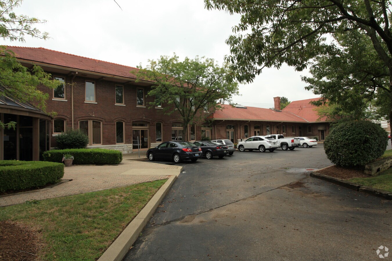 1035 Frederica St, Owensboro, KY 42301