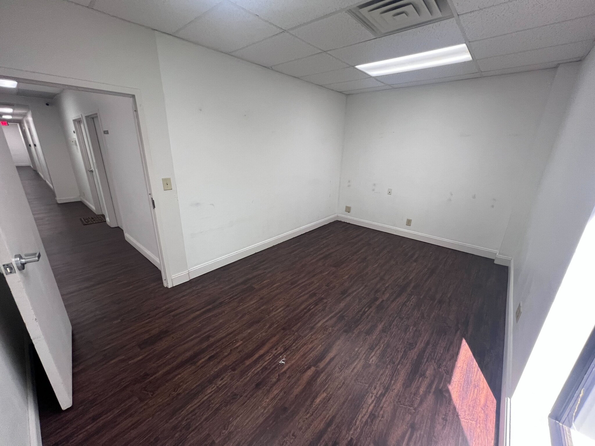 138 Park Ave, Winder, GA for lease Interior Photo- Image 1 of 2