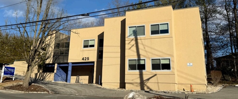 425 N State Rd, Briarcliff Manor Village, NY for sale - Building Photo - Image 1 of 3