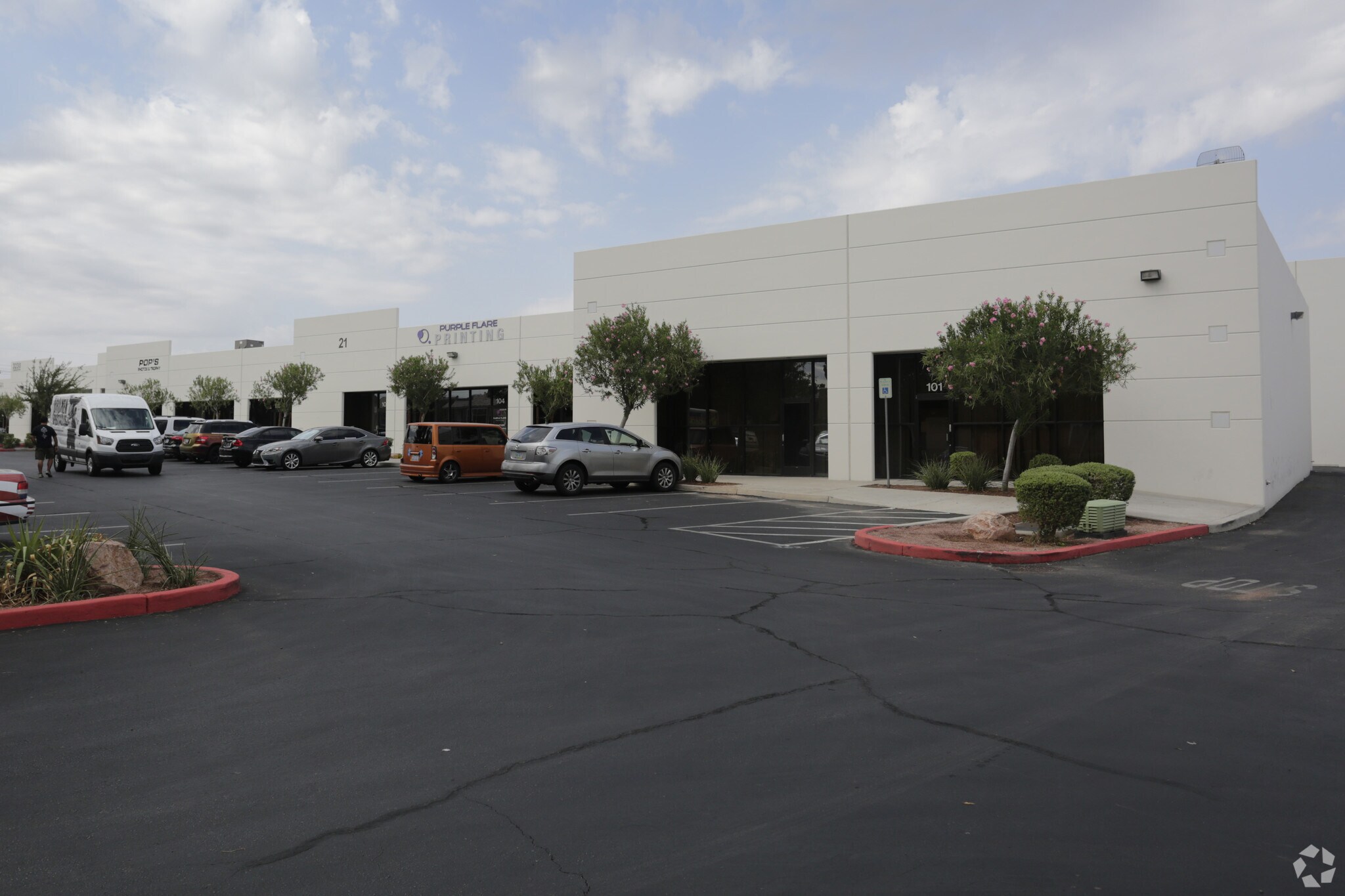 21 N Pecos Rd, Las Vegas, NV for sale Primary Photo- Image 1 of 1