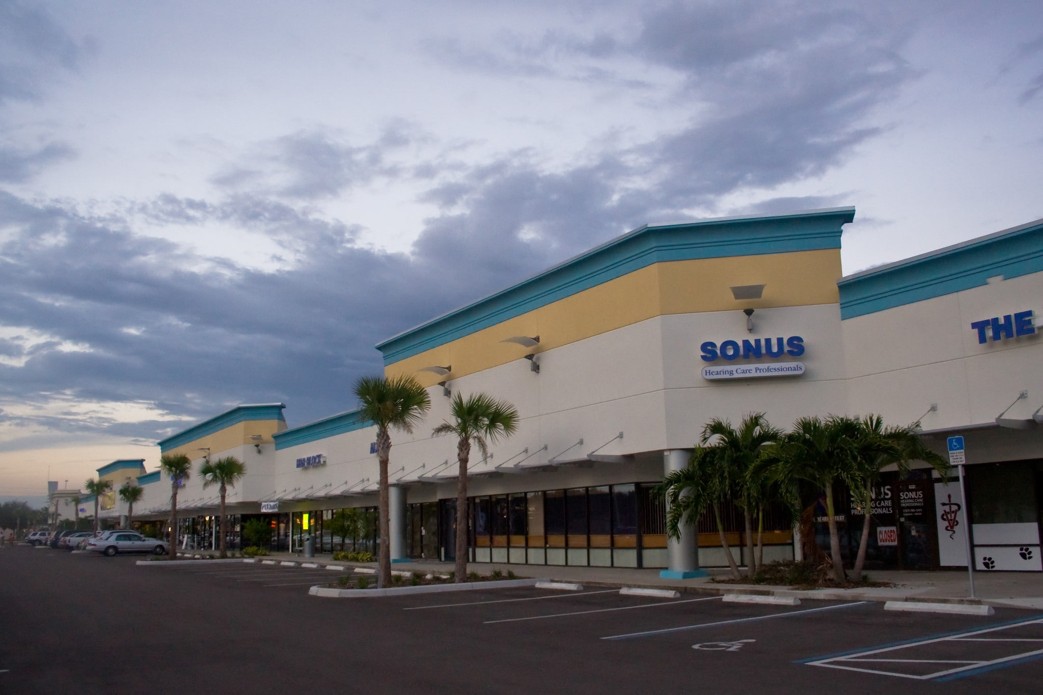 3580136091 US Hwy 19 N, Palm Harbor, FL 34684 Palm Harbor Shops