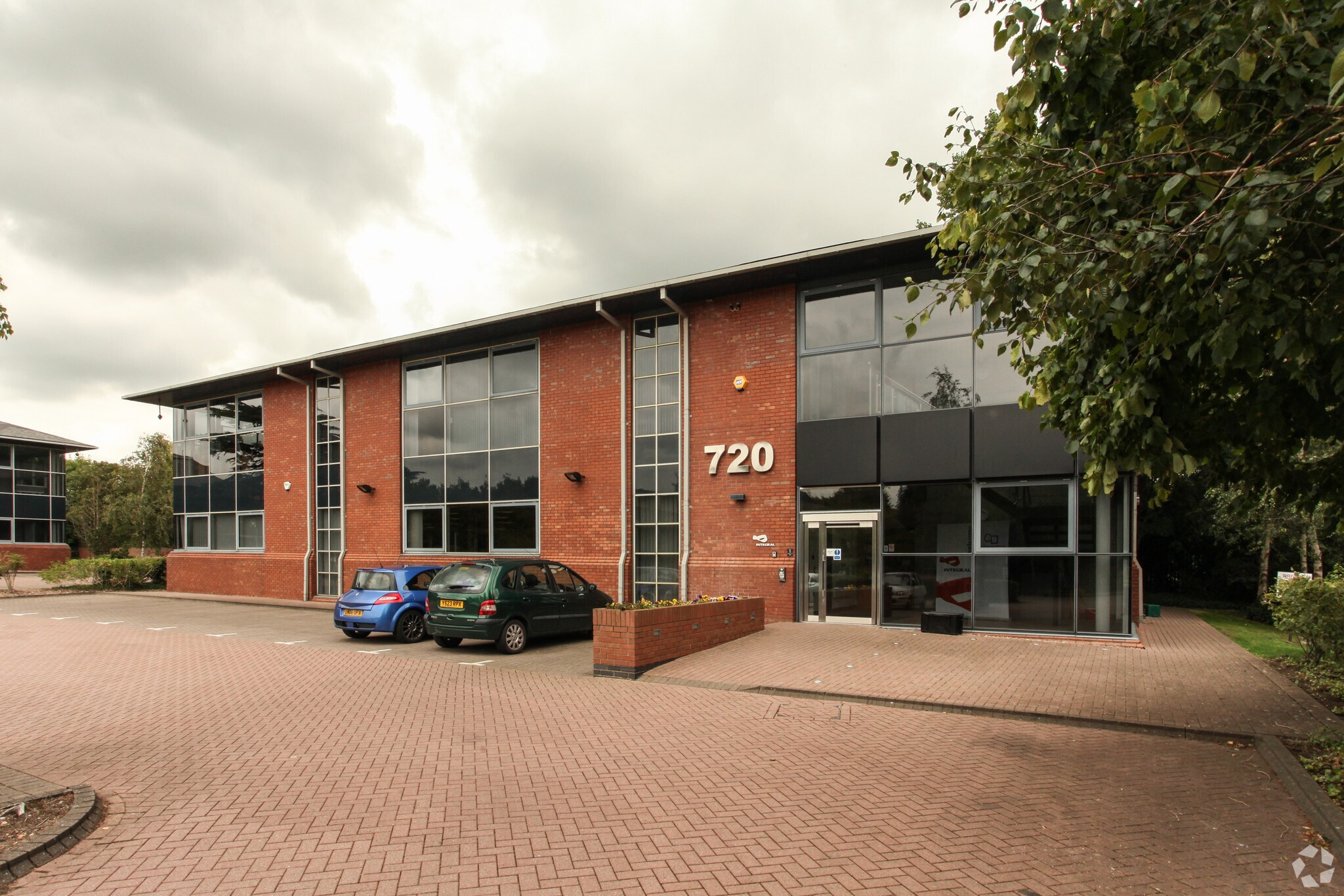 Waterside Dr, Almondsbury for sale Primary Photo- Image 1 of 1