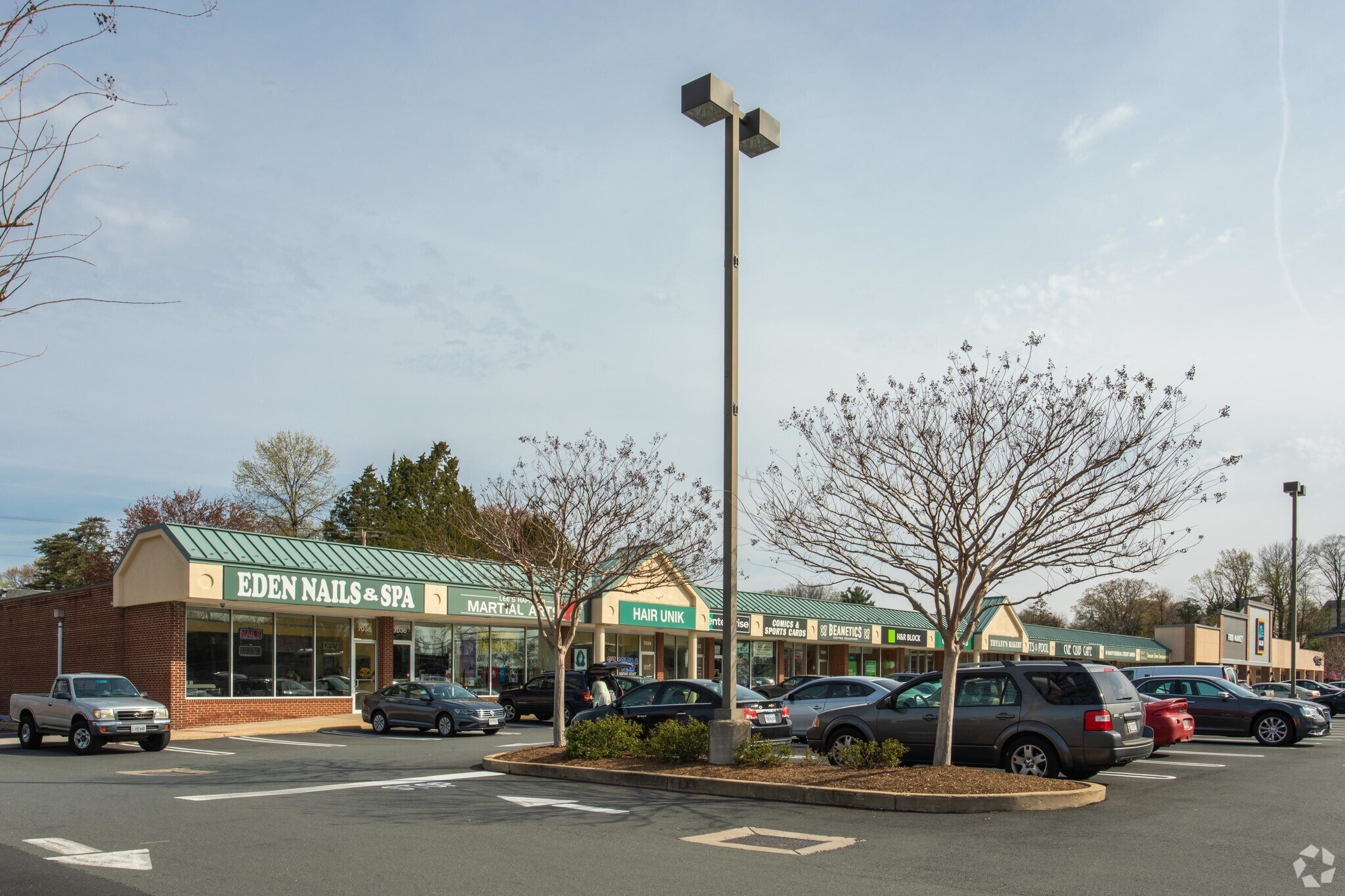 7000-7038 Columbia Pike, Annandale, VA for sale Primary Photo- Image 1 of 1
