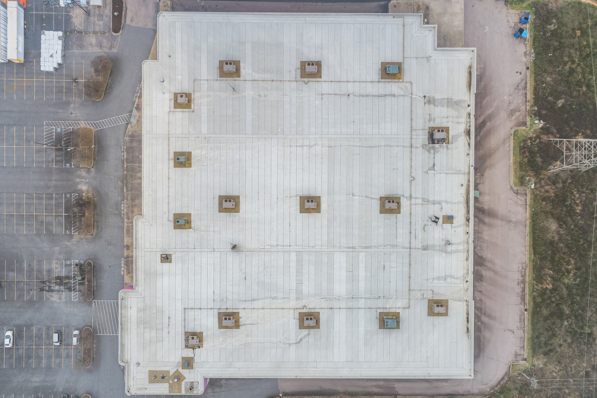 3313 Cloverleaf Pky, Kannapolis, NC 28083 Kannapolis Shopping Center