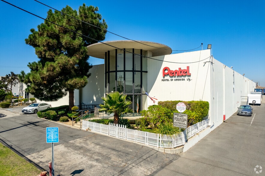 2715-2725 Columbia St, Torrance, CA for sale - Primary Photo - Image 2 of 3