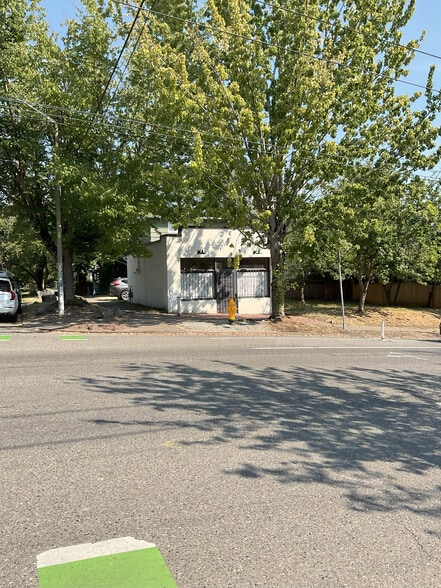 2600 E Union St, Seattle, WA for sale - Building Photo - Image 1 of 13