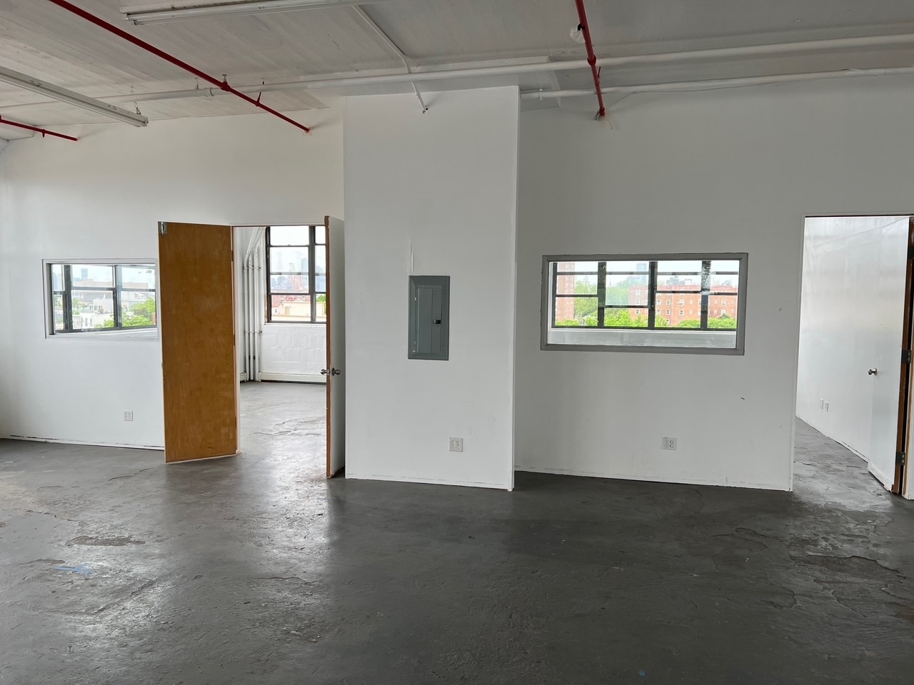 6 Bay St, Brooklyn, NY for lease Interior Photo- Image 1 of 11