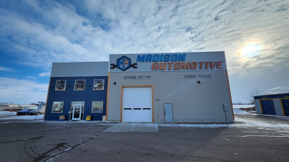 1334 S Yellowstone Hwy, Rexburg, ID for sale - Building Photo - Image 1 of 12