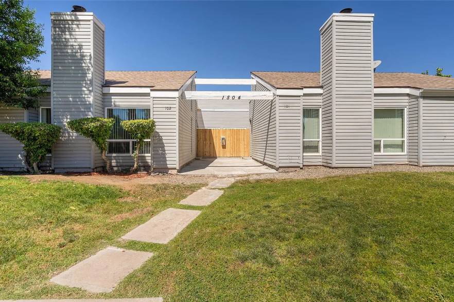 1504 Pierce Dr, Clovis, CA 93612