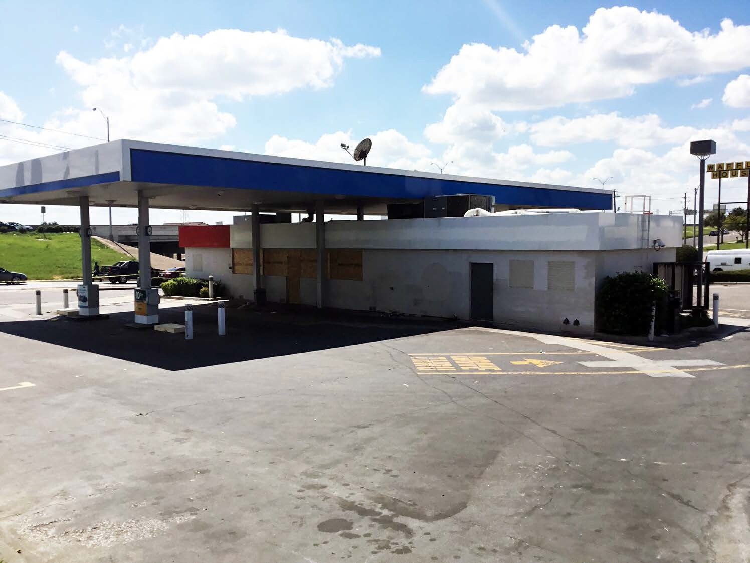 8540 West Fwy, White Settlement, TX for sale Primary Photo- Image 1 of 1