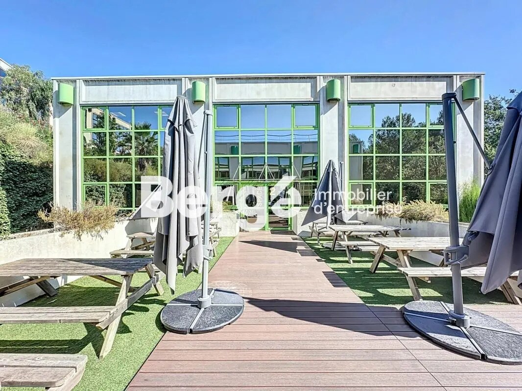 Office in Vallauris for lease Building Photo- Image 1 of 16