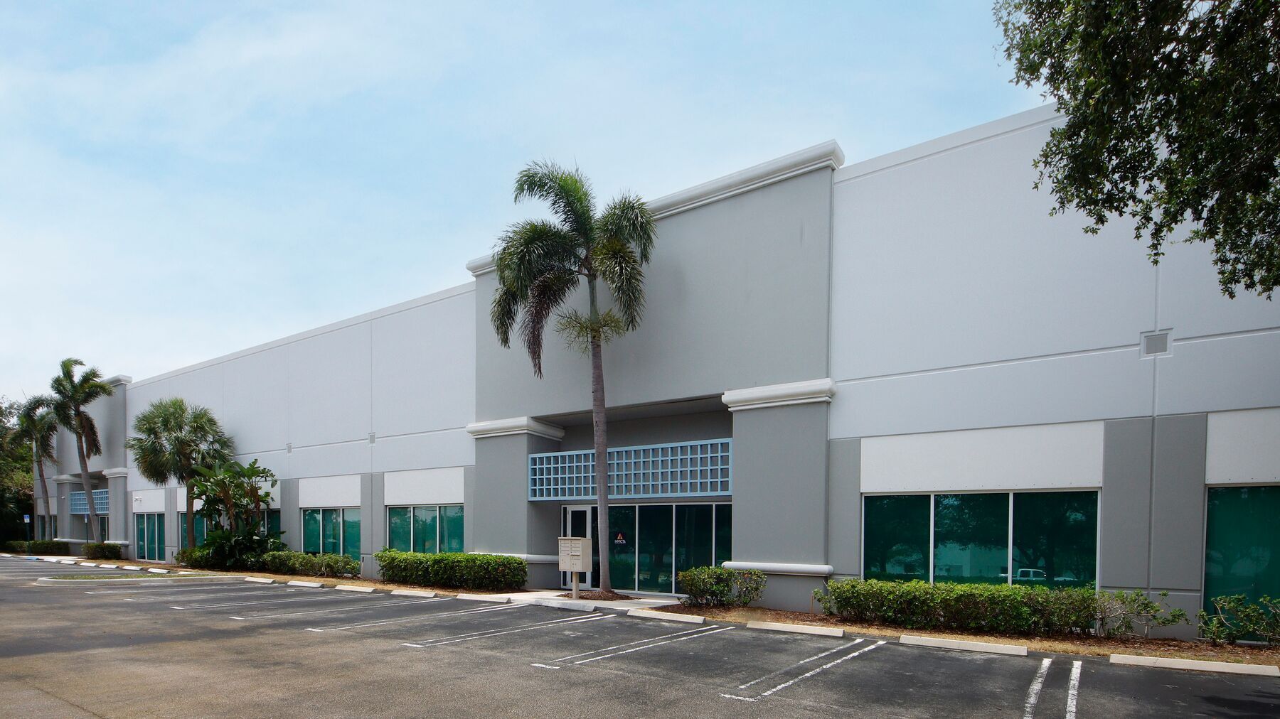 1300-1380 Park Central Blvd S, Pompano Beach, FL for lease Building Photo- Image 1 of 10