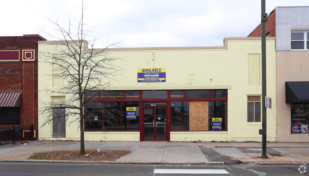 2705 W Broad St, Richmond, VA 23220