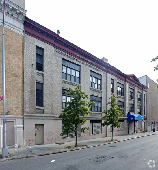 369 E 148th St, Bronx, NY for lease - Building Photo - Image 3 of 5