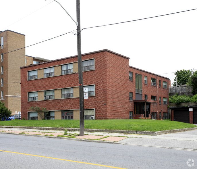 1051 Victoria Park Ave, Toronto, ON for sale - Building Photo - Image 3 of 17