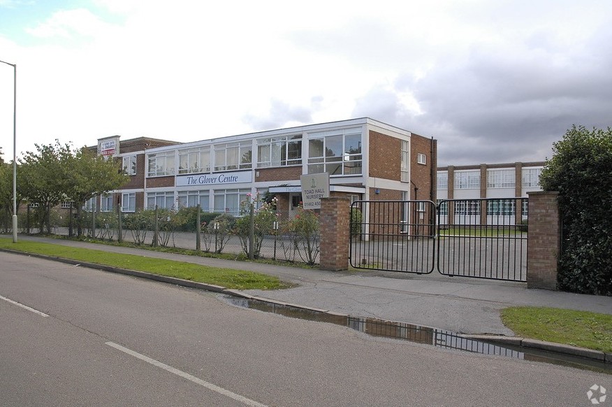 23-25 Bury Mead Rd, Hitchin for sale Primary Photo- Image 1 of 1
