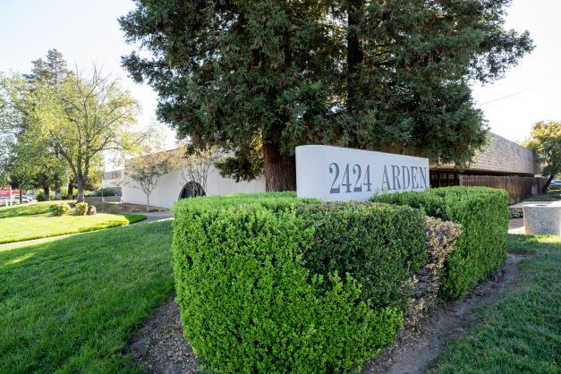 2424 Arden Way, Sacramento, CA for sale - Building Photo - Image 1 of 1