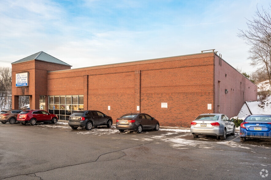 3423 Library Rd, Castle Shannon, PA for sale - Building Photo - Image 3 of 4