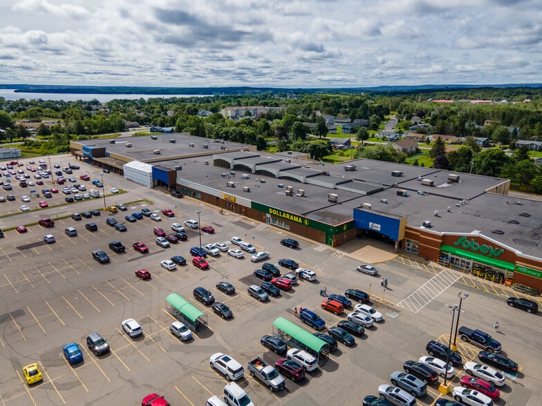 116 King St, Cape Breton, NS for lease - Building Photo - Image 3 of 11