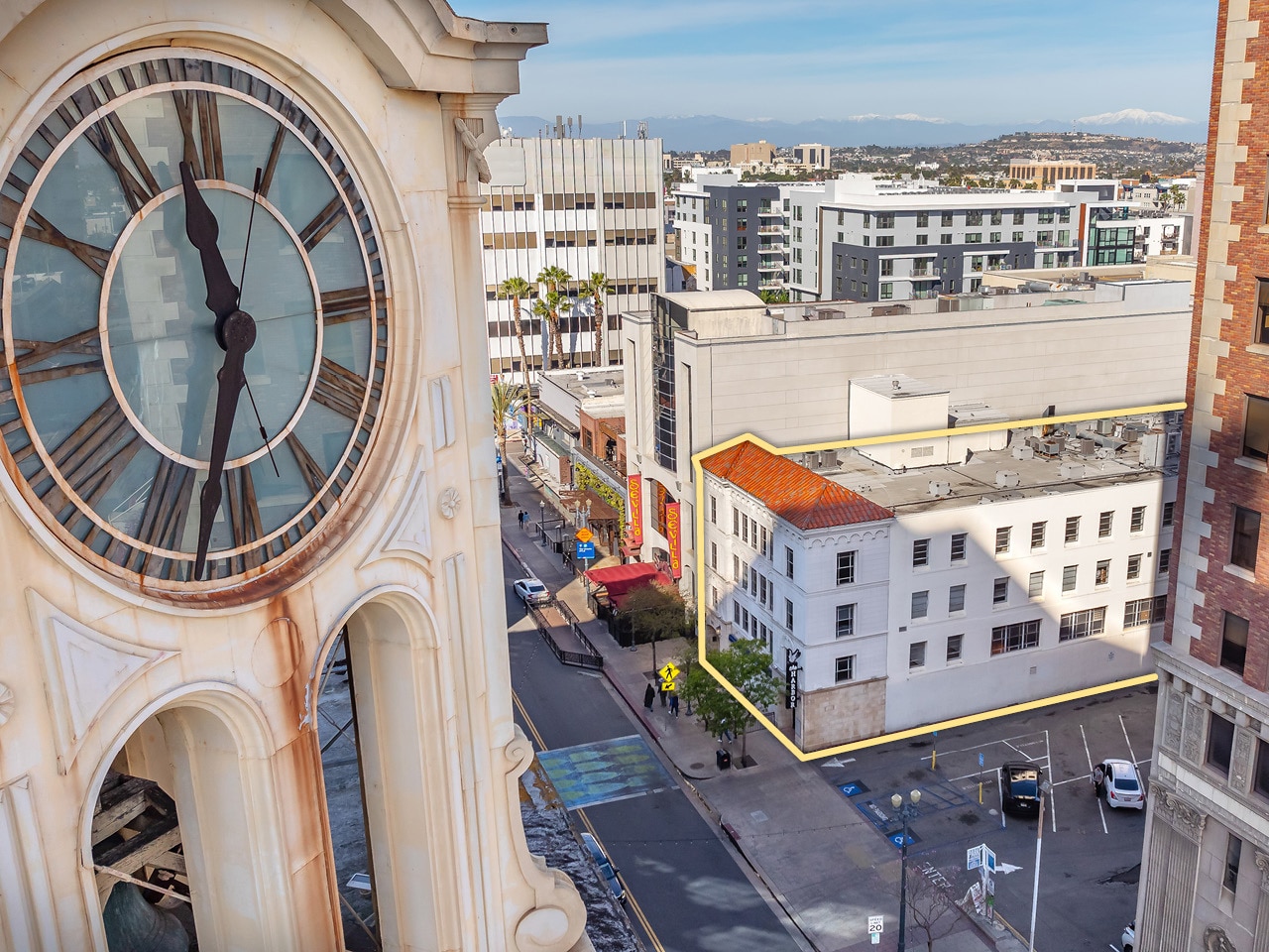 130 Pine Ave, Long Beach, CA for lease Building Photo- Image 1 of 11