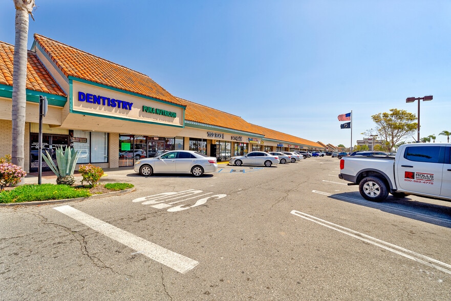 2500-2818 Saviers Rd, Oxnard, CA for lease - Building Photo - Image 3 of 31